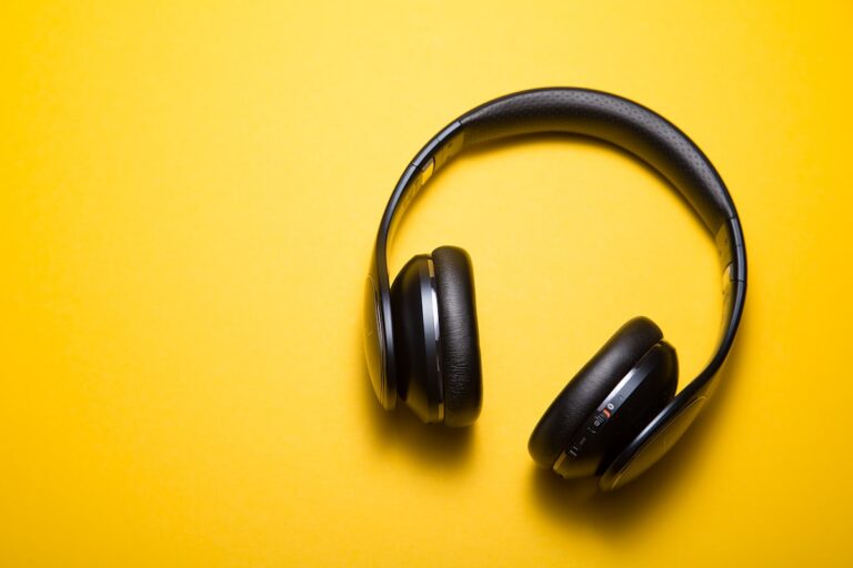 The Best Wireless Headphones and Earbuds We’ve Tested